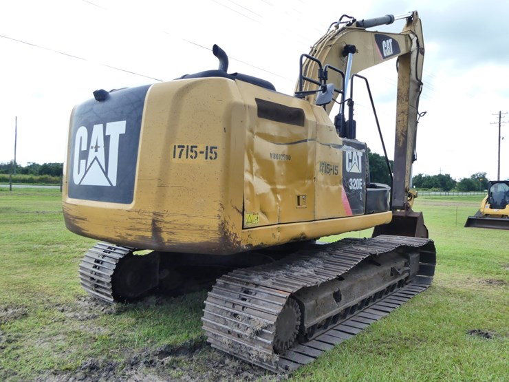 caterpillar-320el-image-3