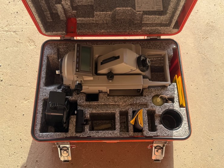 #2023-•-sokkia-set-5a-total-station-image-3