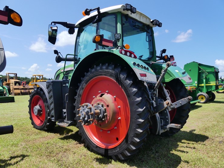 fendt-714-vario-image-4