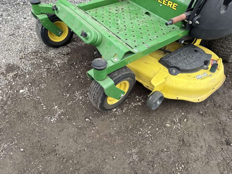 john-deere-425-image-5