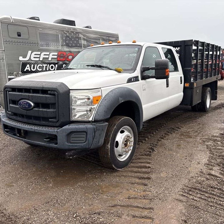 2014 FORD F550 XL