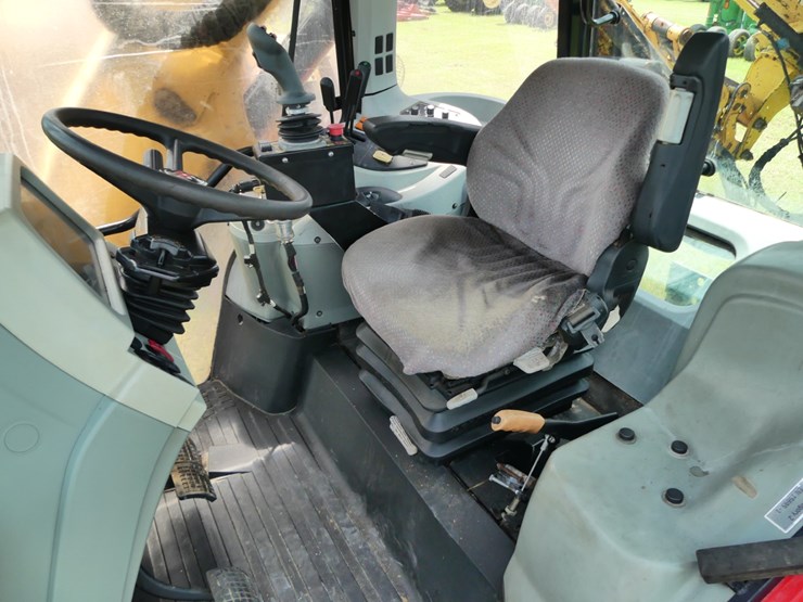 2014-massey-ferguson-5470-image-15