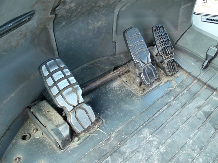 caterpillar-980m-image-21