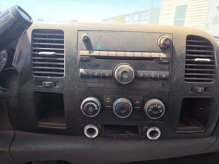 2008-chevrolet-silverado-1500-ls-image-25