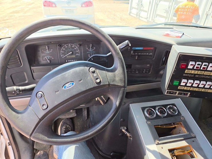 1994-ford-e350-image-32