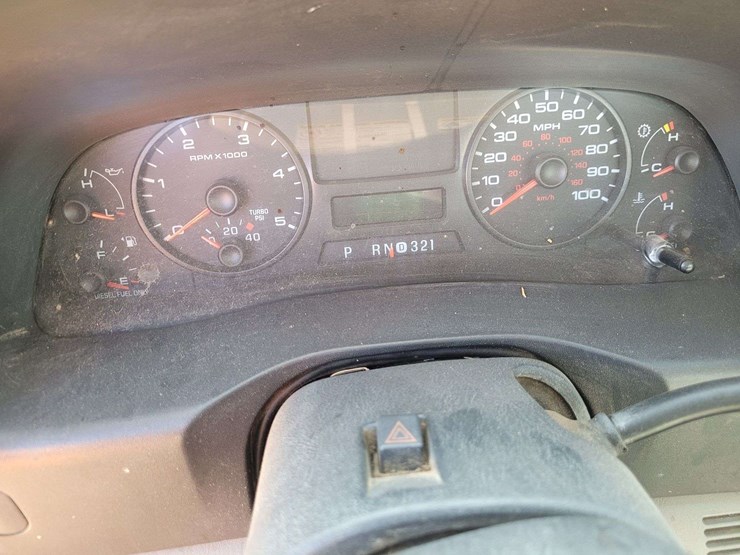 2006-ford-f550-image-22