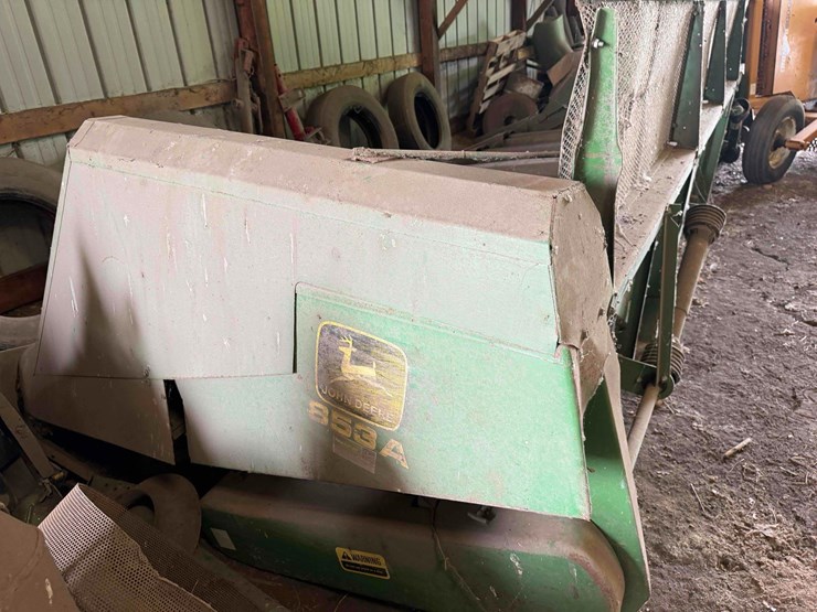 john-deere--835a-header-image-1