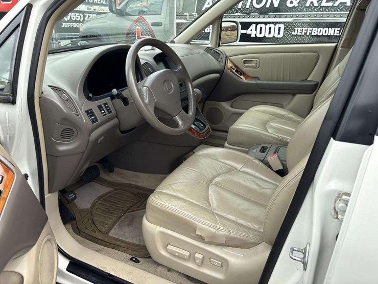 2000-lexus-rx300-image-9