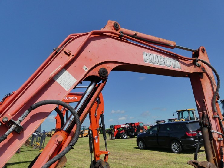 kubota-kx121-3-image-9