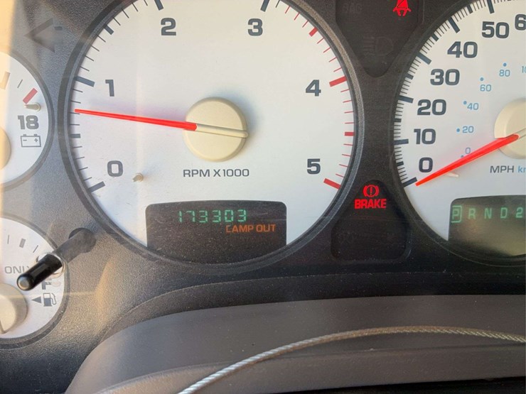 2004-dodge-ram-3500-image-37