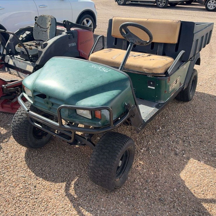 E-Z-Go Golf Cart