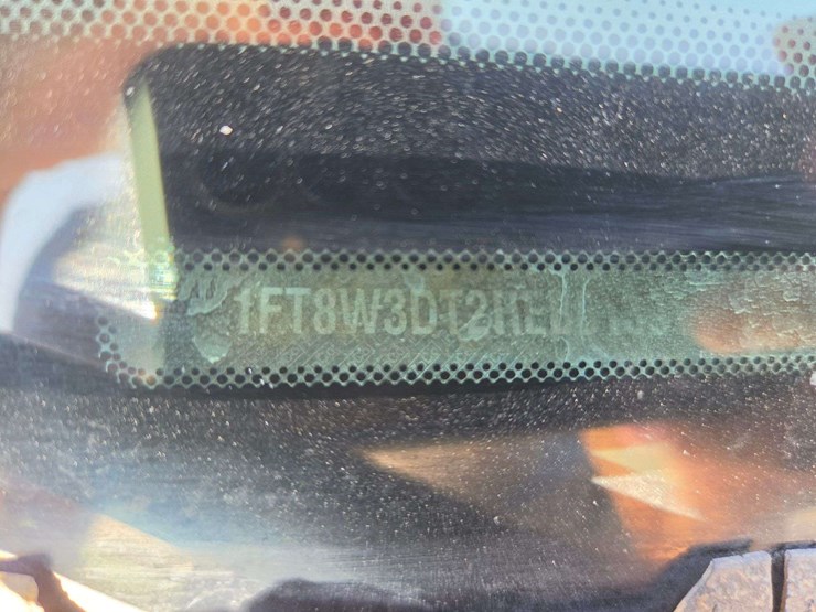 2017-ford-f350-image-25
