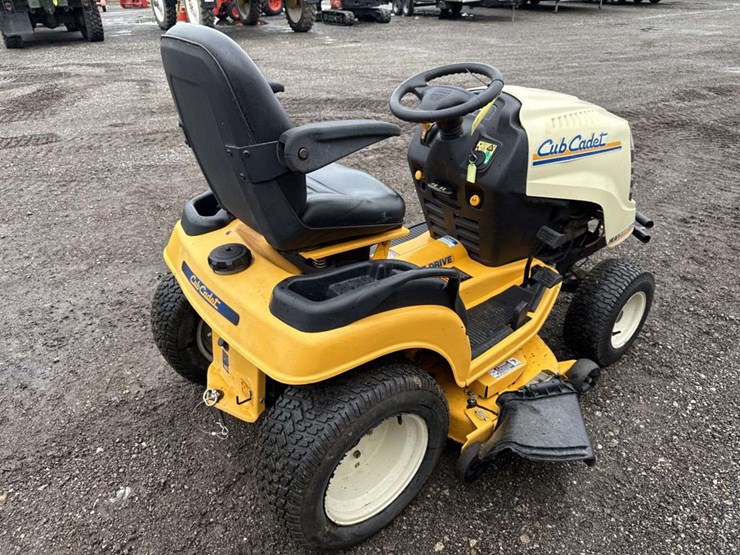 cub-cadet-gt2544-image-3