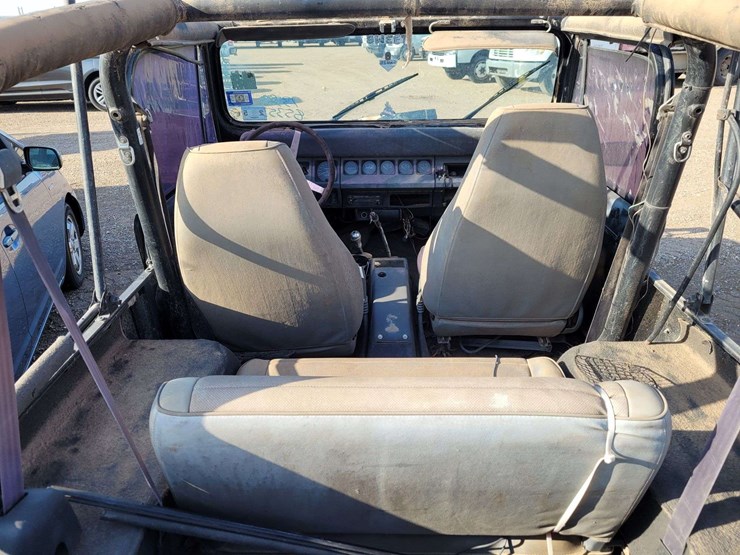 1992-jeep-wrangler-image-8