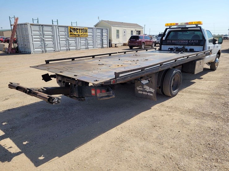 2004-ford-f550-image-9