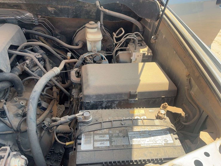 2010-toyota-tundra-image-35