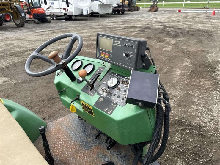 john-deere-1800-image-13
