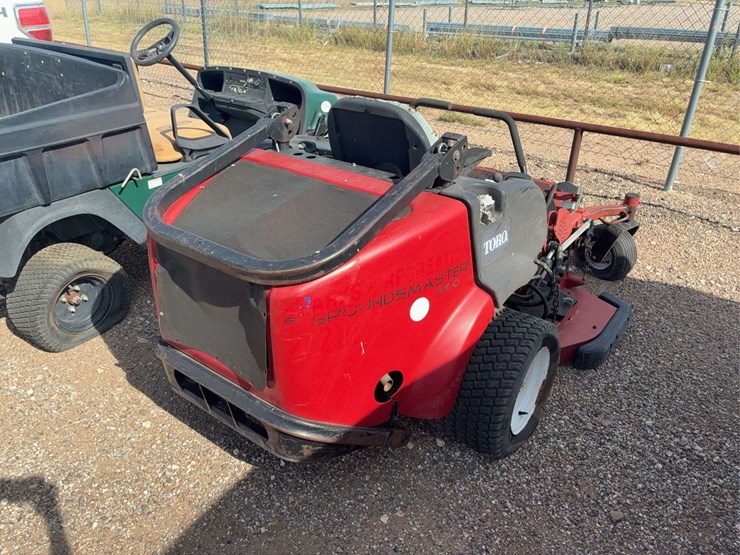 toro-groundsmaster-7200-image-5