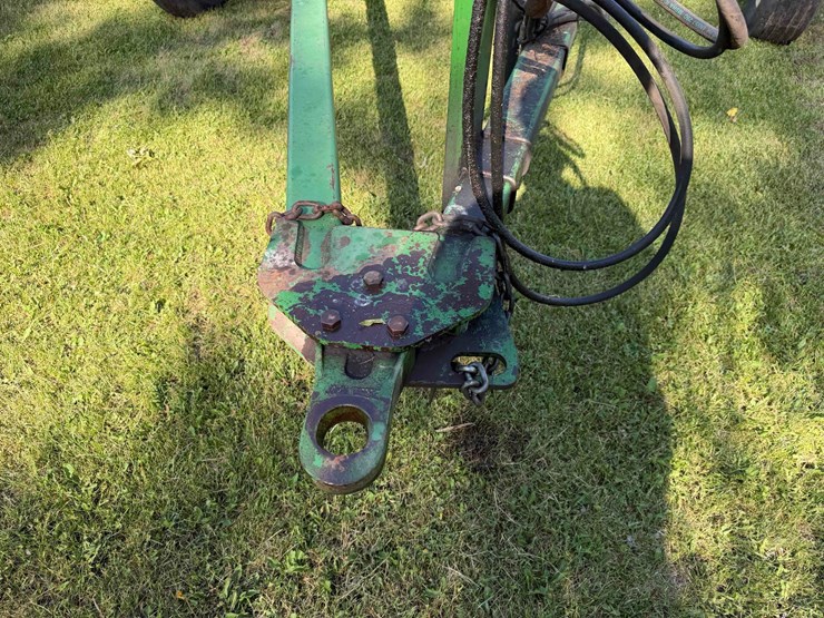 john-deere-chisel-plow-image-9