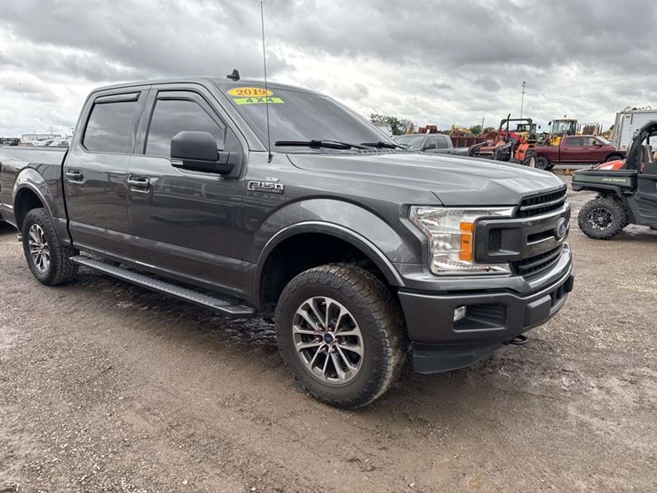 2019-ford-f150-image-4