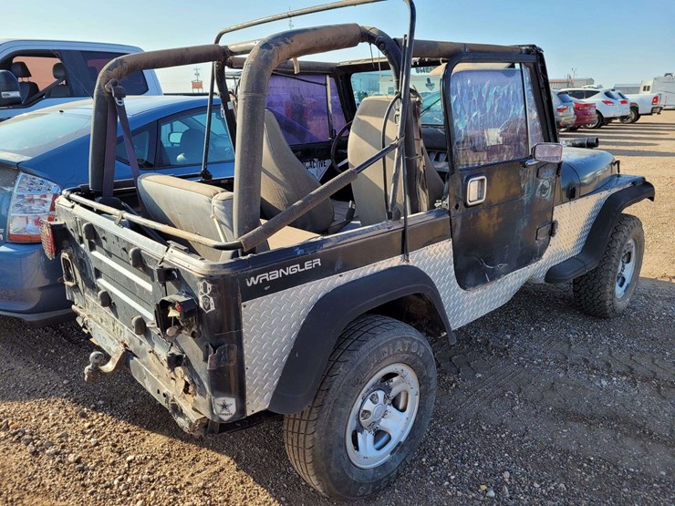 1992-jeep-wrangler-image-6