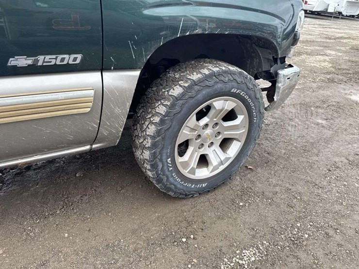 2002-chevrolet-silverado-1500-z71-image-8
