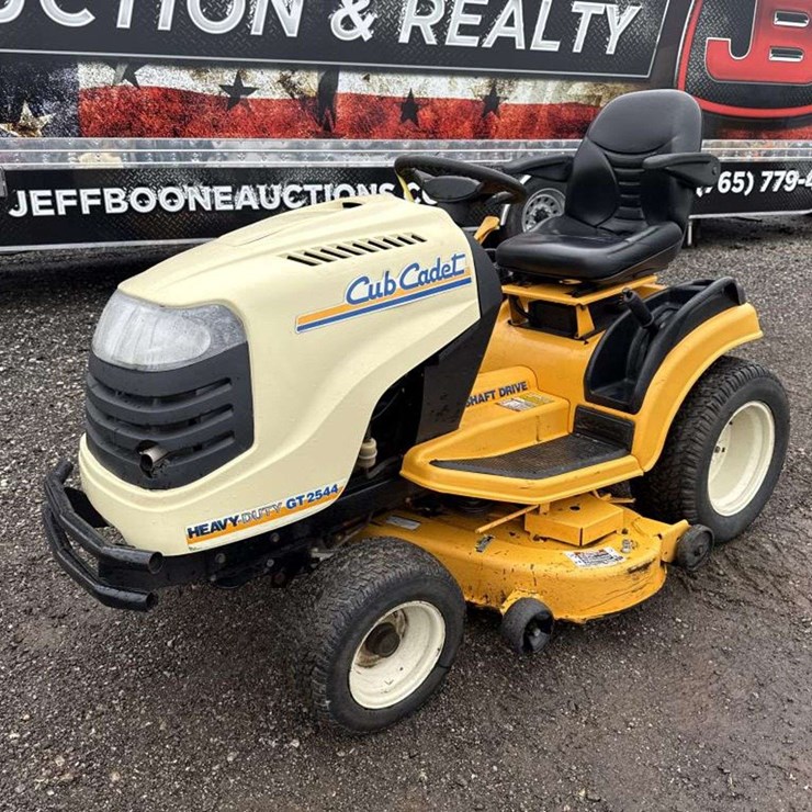 CUB CADET GT2544