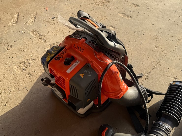 #2030-•-husqvarna-150-bt-back-mounted-leaf-blower-image-7