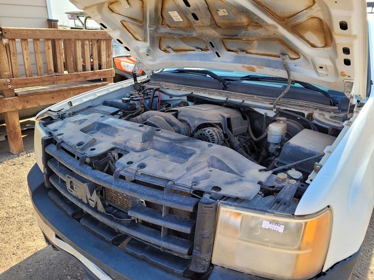 2013-gmc-sierra-1500-image-21