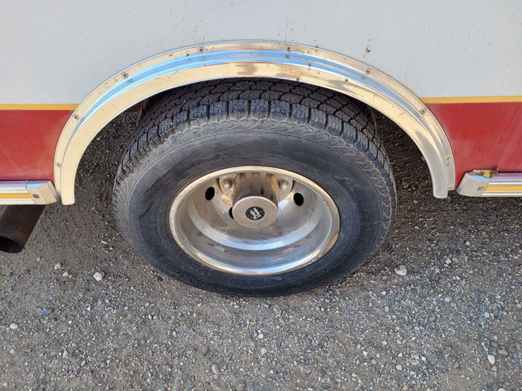 1999-ford-e450-image-4