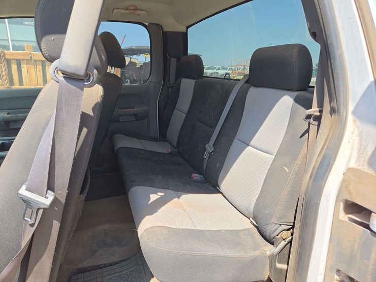 2008-chevrolet-silverado-1500-ls-image-21