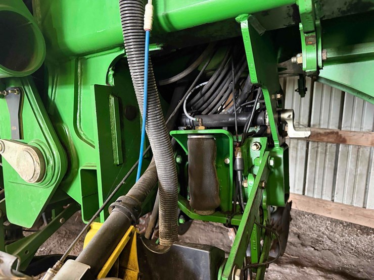 john-deere-1790-image-10