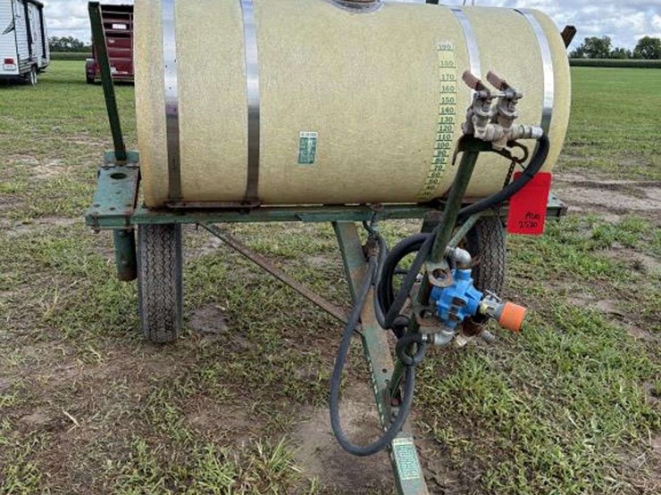 john-deere-200-image-1