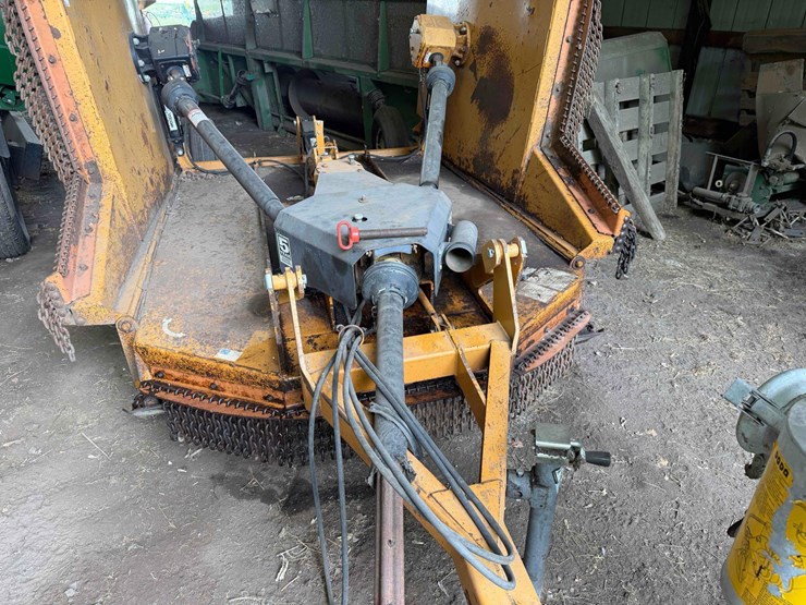 woods-batwing-1800-mower-image-5