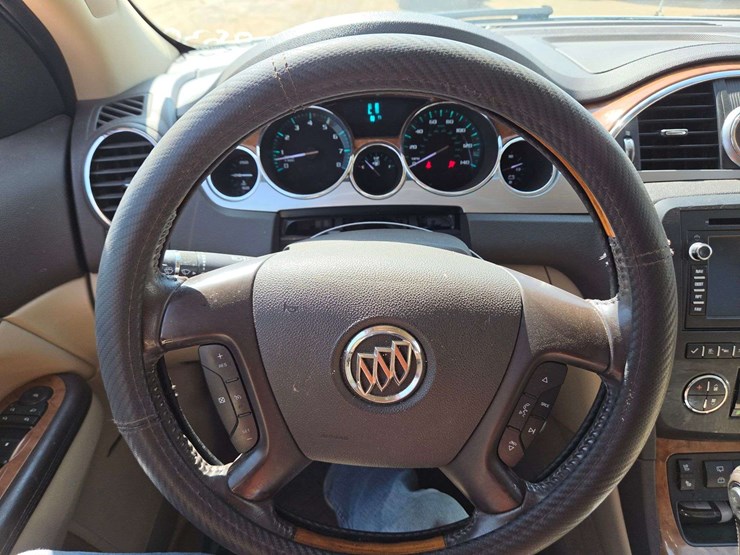 2011-buick-enclave-cxl-image-19