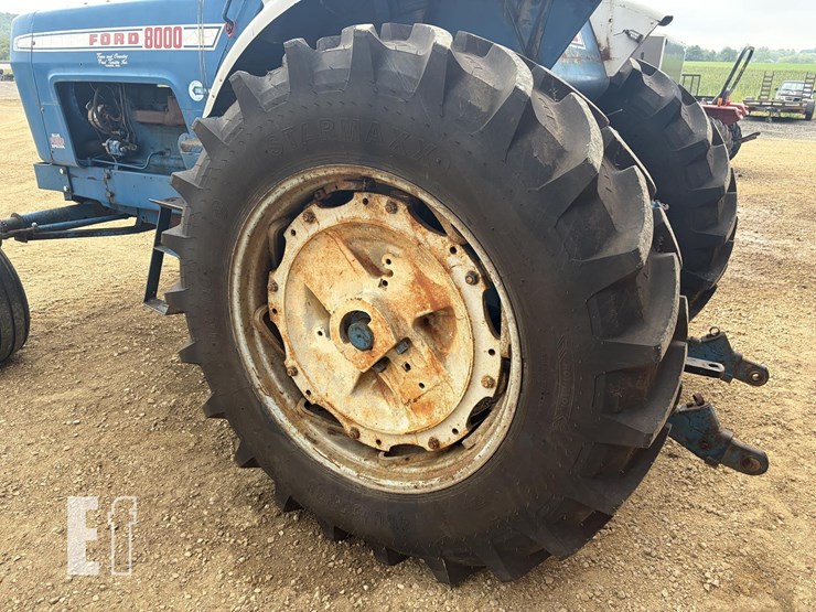 ford-8000-image-13