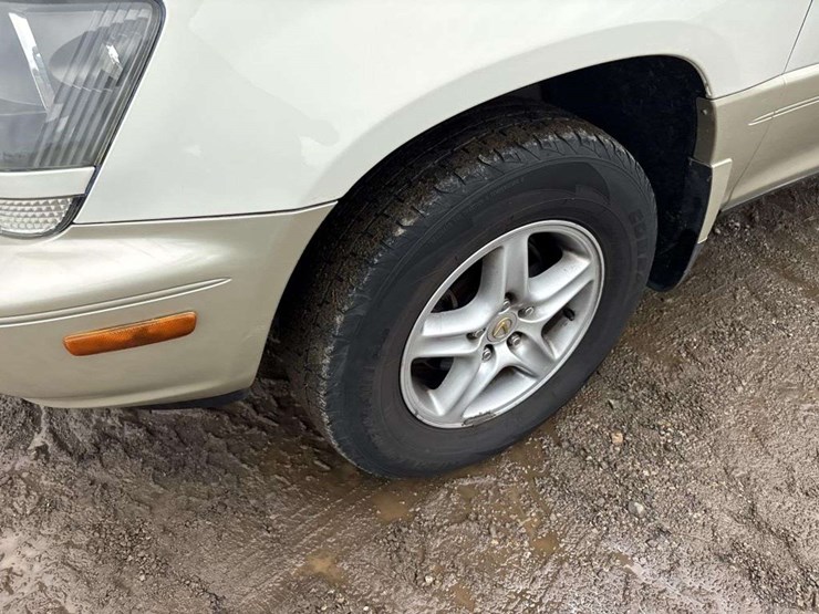 2000-lexus-rx300-image-5