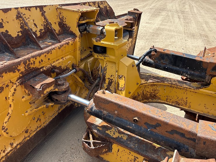 caterpillar-d6n-lgp-image-6