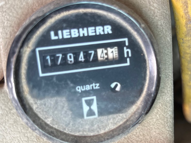 liebherr-a934-image-15