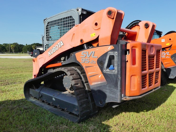 kubota-svl95-2s-image-4