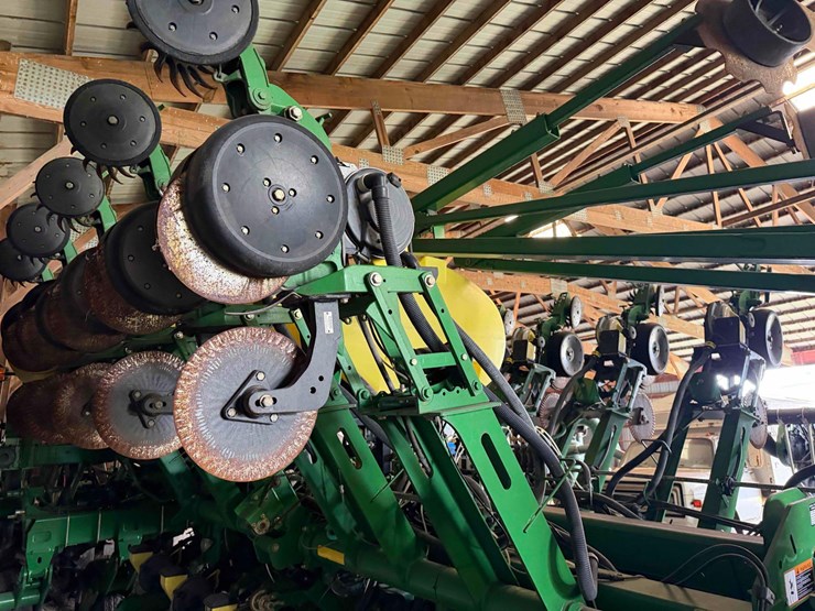john-deere-1790-image-20