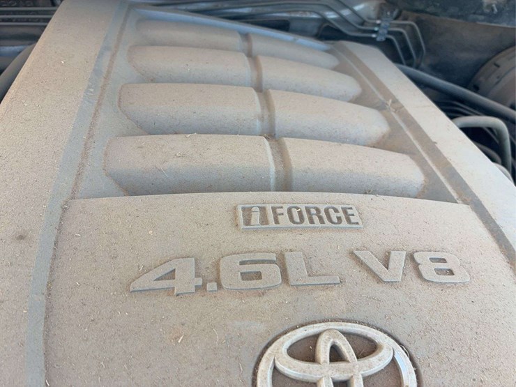 2010-toyota-tundra-image-37