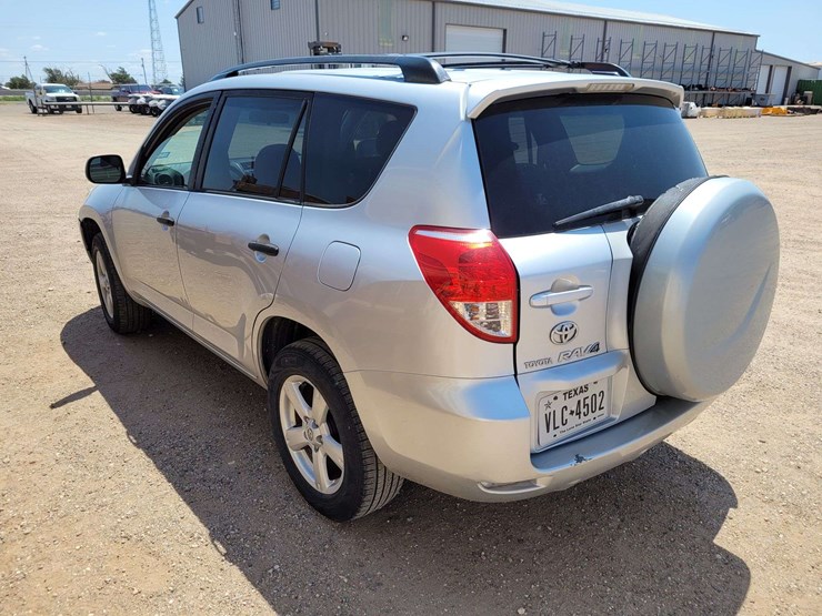 2006-toyota-rav4-image-6