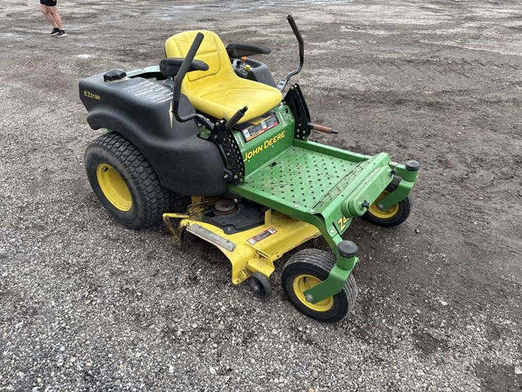 john-deere-425-image-4