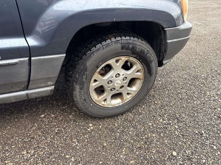 2000-jeep-grand-cherokee-laredo-image-8