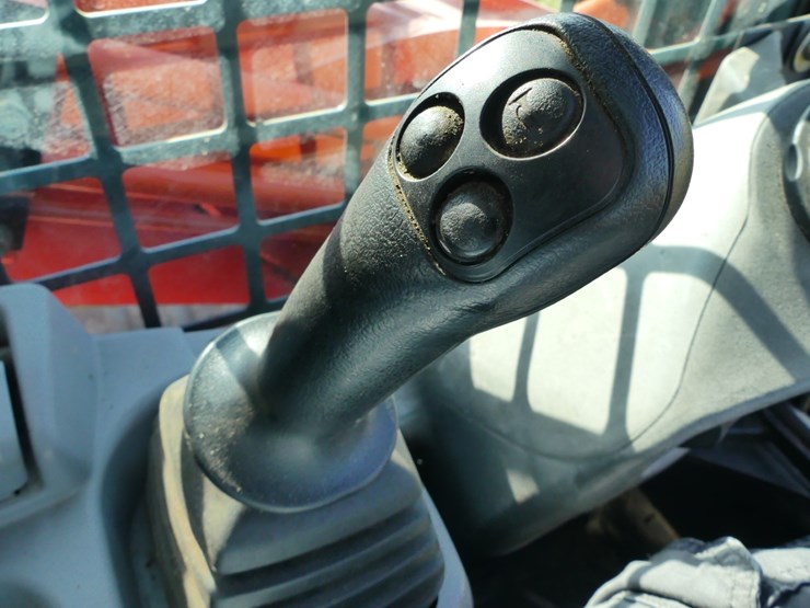 kubota-svl95-2s-image-15