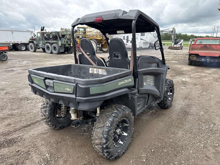 john-deere-gator-image-3