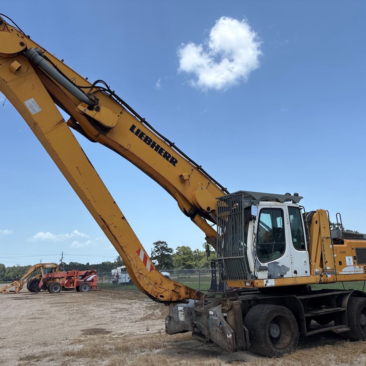 LIEBHERR A934