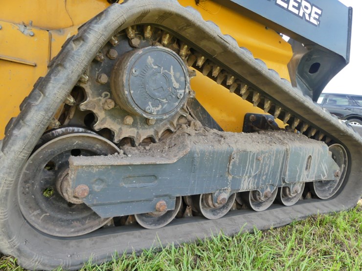 deere-325g-image-6