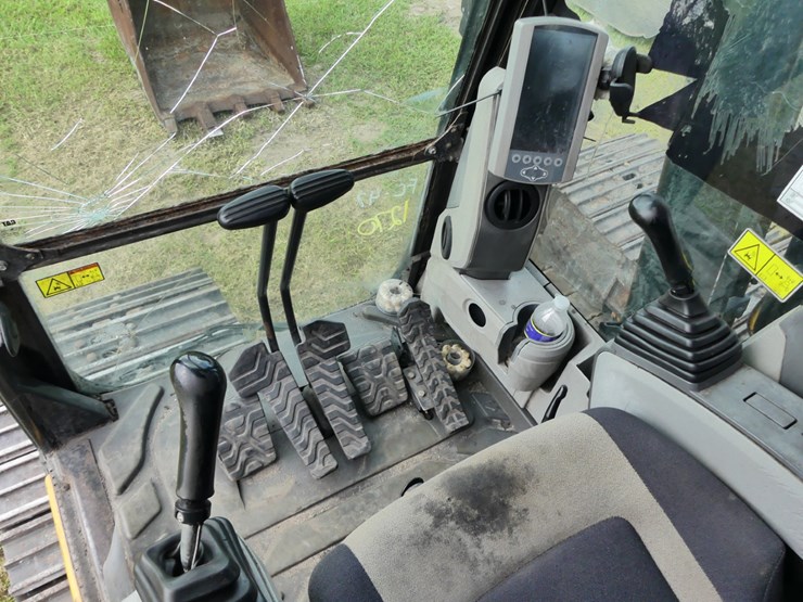 caterpillar-320el-image-16